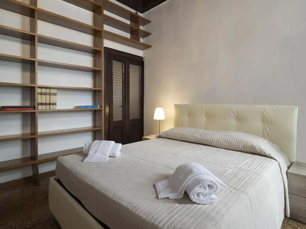 San Marco Schiavoni Apartments Venise 0*,  Italie