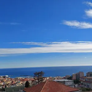 La Casa Di Ermes - Ampio Luminoso A Tre Minuti Dal Centro Appartement San Remo